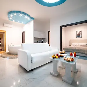 Tiffany & Babylon Luxury Aparthotel